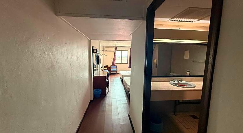 Anika Inn Kluang