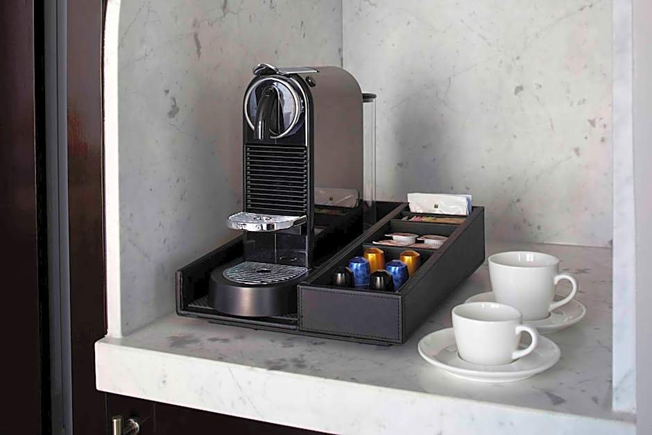 Waldorf Astoria Atlanta Buckhead