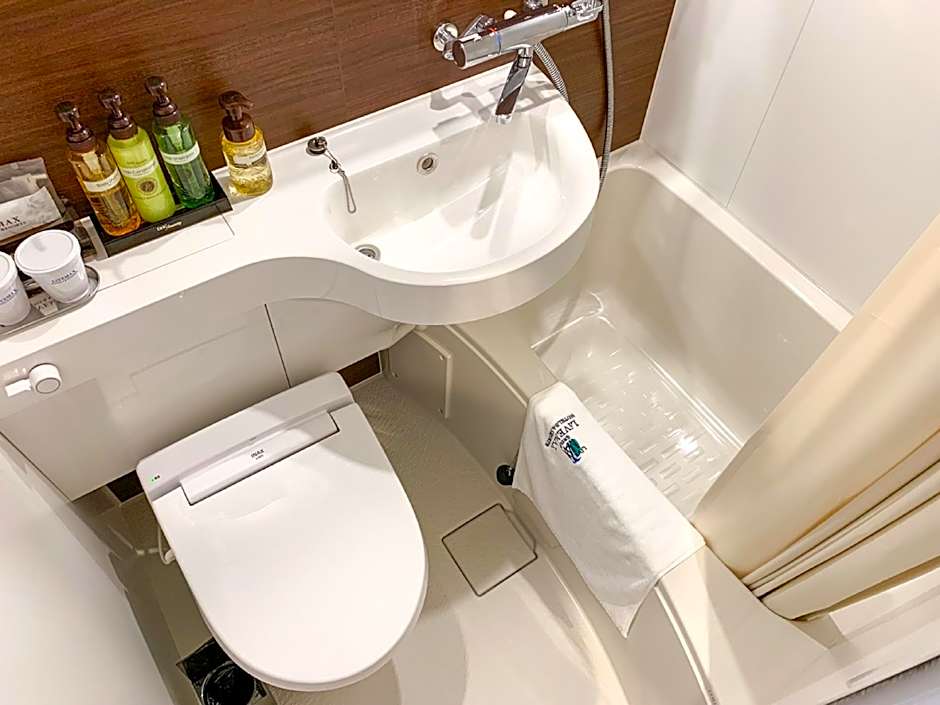 Hotel Livemax Tokyo Kanda-East