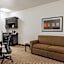 Holiday Inn Express & Suites Oklahoma City NW - Quail Springs By IHG