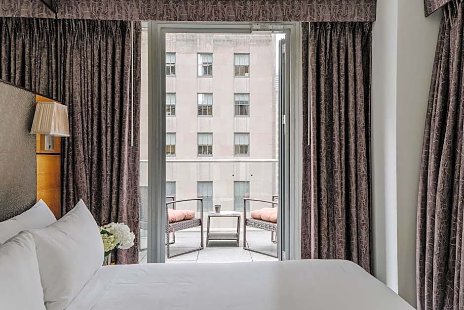 The Jewel, a Club Quarters Hotel, Opposite Rockefeller Center