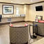 Holiday Inn Express Klamath Redwood Ntl Pk Area By IHG