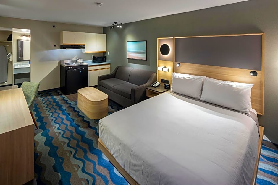 Accent Inn Vancouver Airport