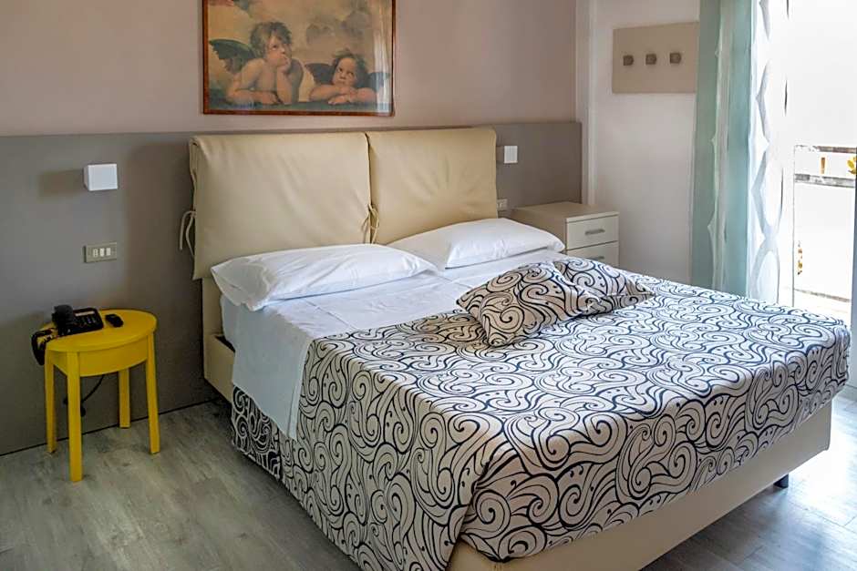 Photo 1 of 8 of Double Room