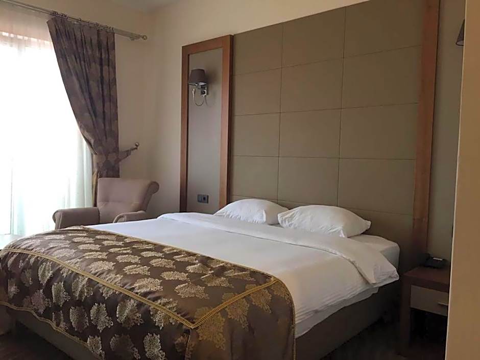 YZE Pırlanta Hotel