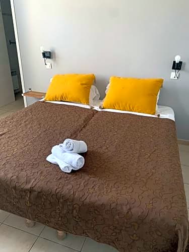 Hotel restaurant le 108