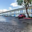 Motel 6 Hayward, CA- Silicon Valley Gateway