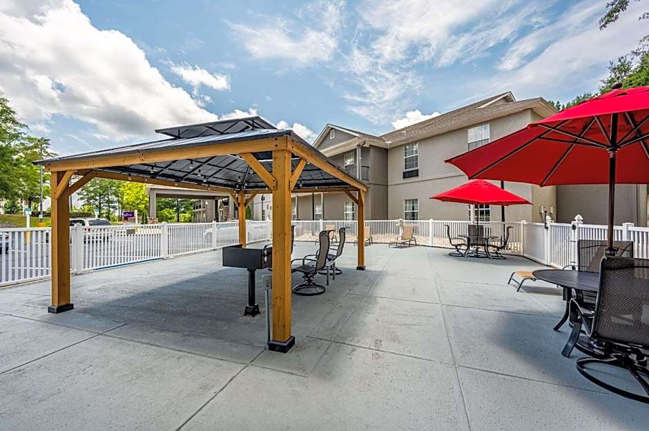 Sleep Inn & Suites