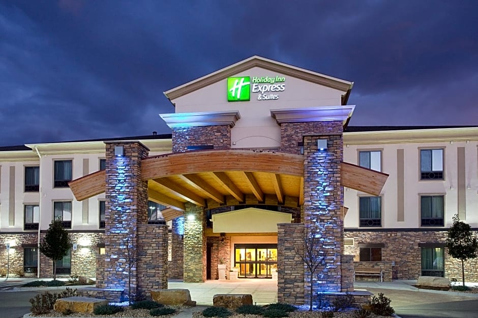 Holiday Inn Express Hotel & Suites Loveland