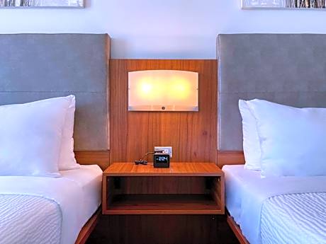 Standard Queen Room with Two Queen Beds - Non Smoking/No Pets