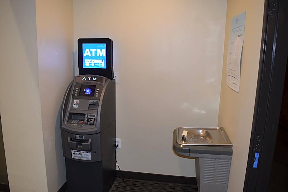 Days Inn by Wyndham Cadillac
