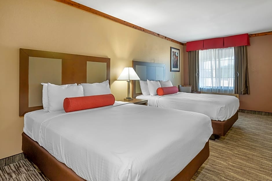 Best Western Windwood Inn & Suites