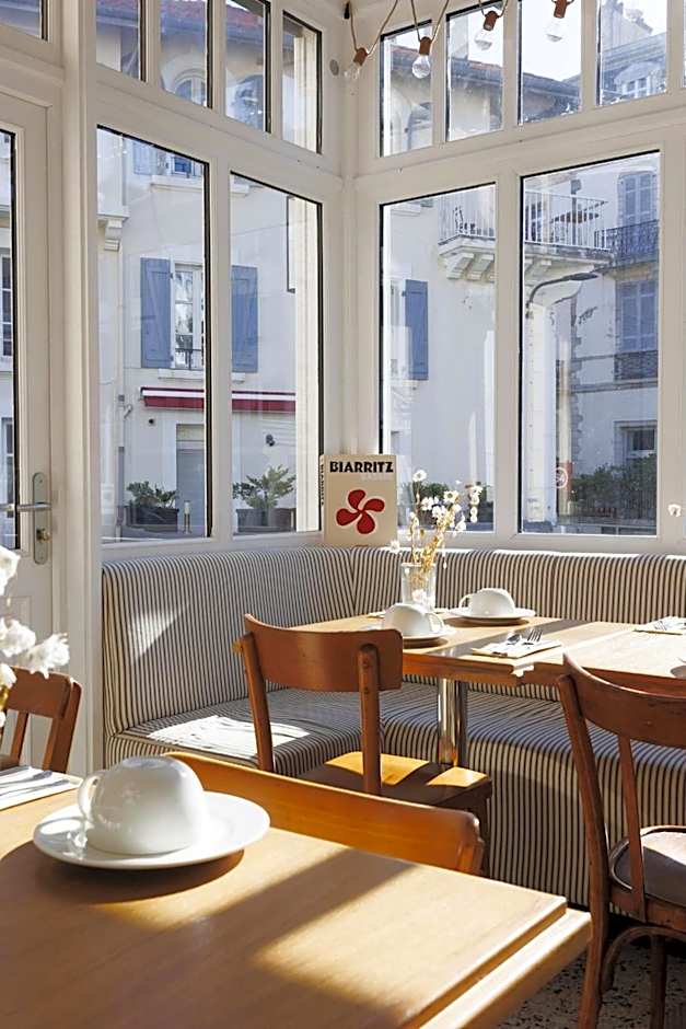 ALFRED HOTELS Les Halles