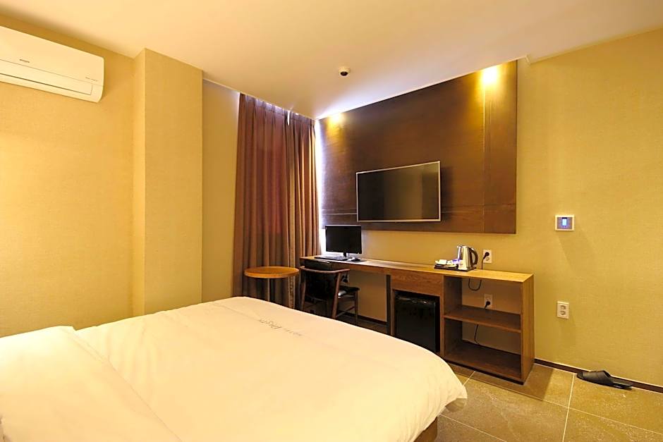 Jinhae Pasta Hotel