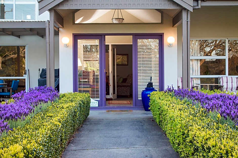 Maxwell's Guest House and Tiny Home