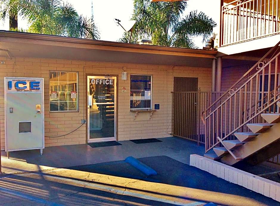 Downtown Motel 7
