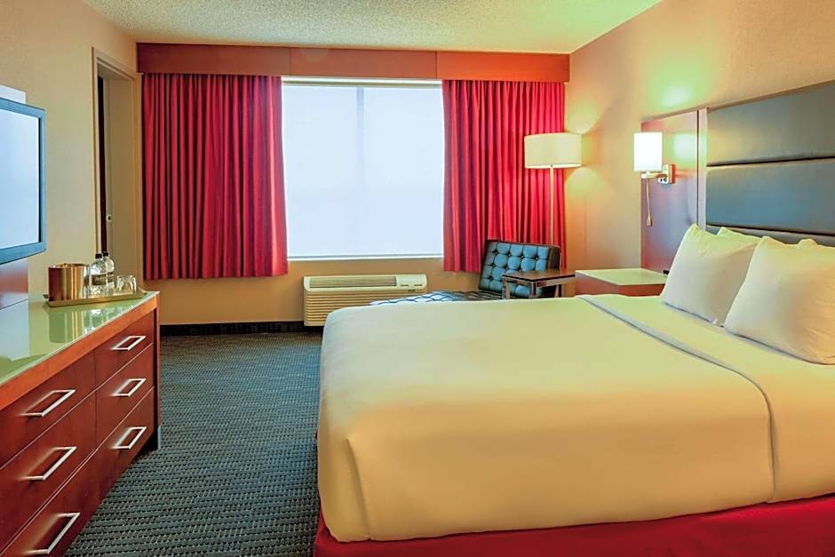 Radisson Hotel & Suites Fort Mcmurray
