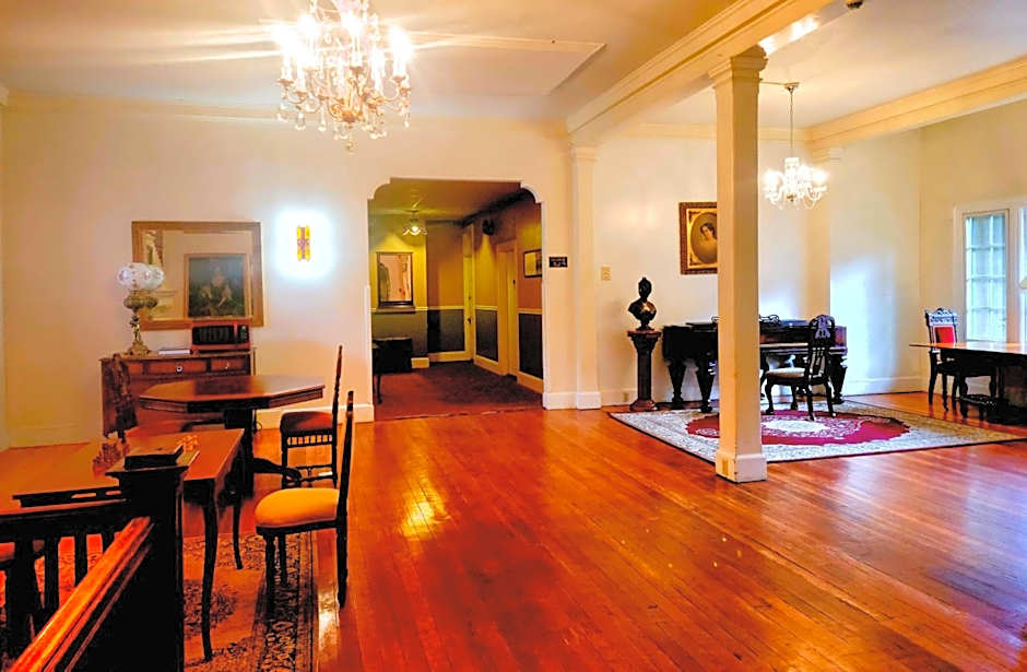 Copper Queen Hotel