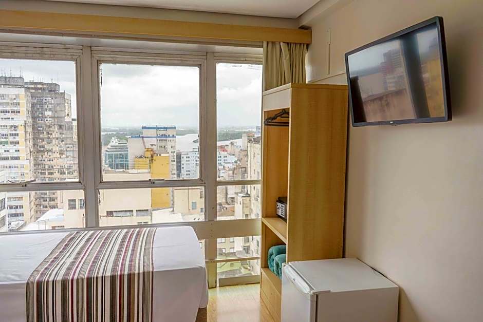 Dan Inn Express Porto Alegre - proximo a Orla do Guaiba - Reveillon 2024