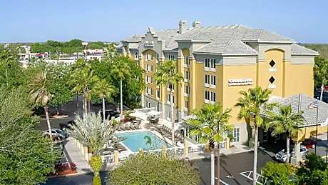 Galleria Palms Hotel