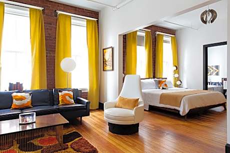 Executive Suite - The Mod