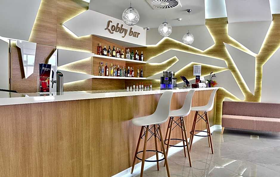 GRIFID Hotel Foresta - All Inclusive & Free GRIFID Beach - Adults Only