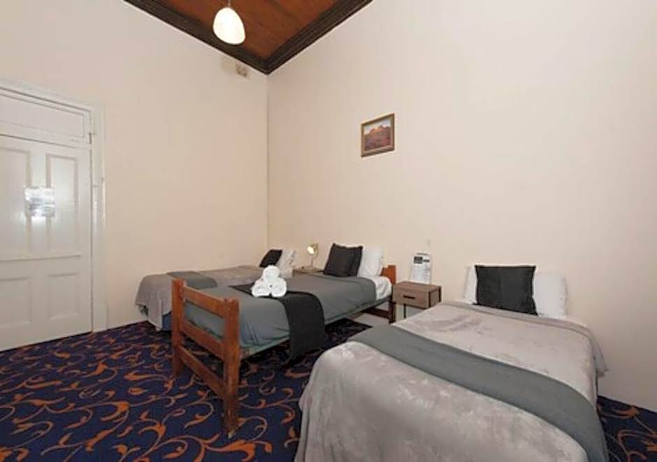 Riverina hotel