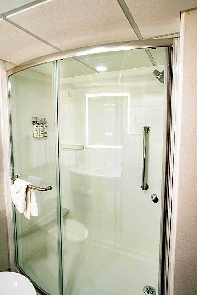 Holiday Inn Express Hotel & Suites Knoxville-North-I-75 Exit 112 By IHG