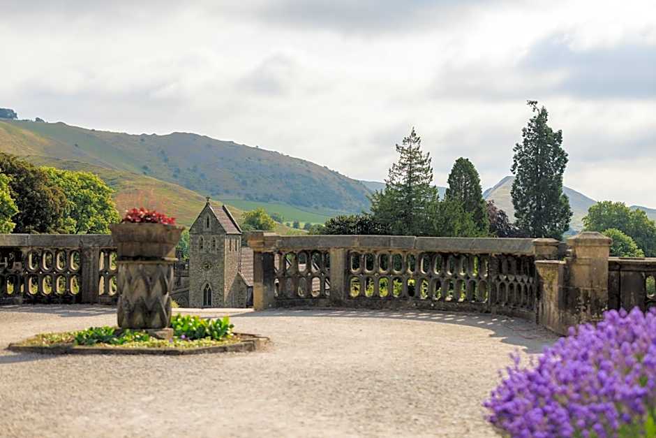 YHA Ilam Hall