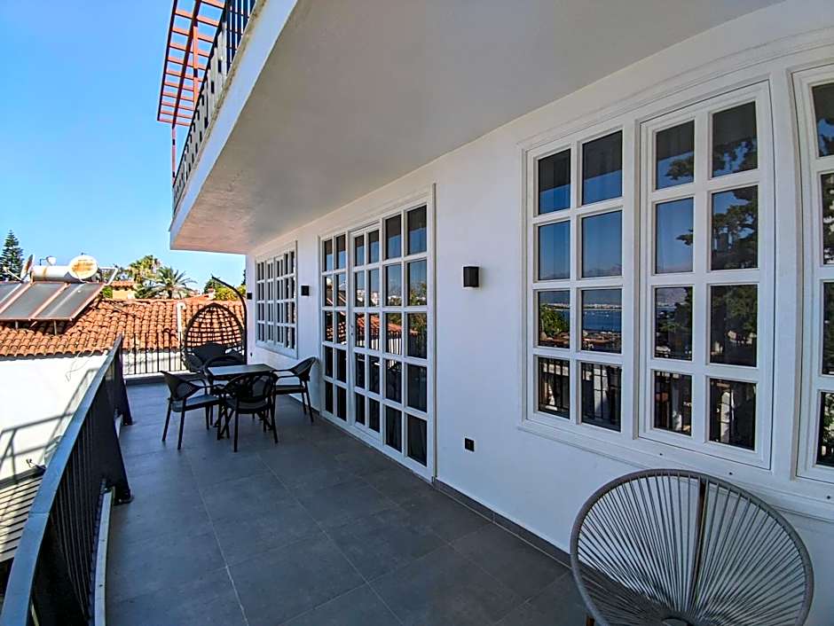 Royal Hayat Hotel Old Town