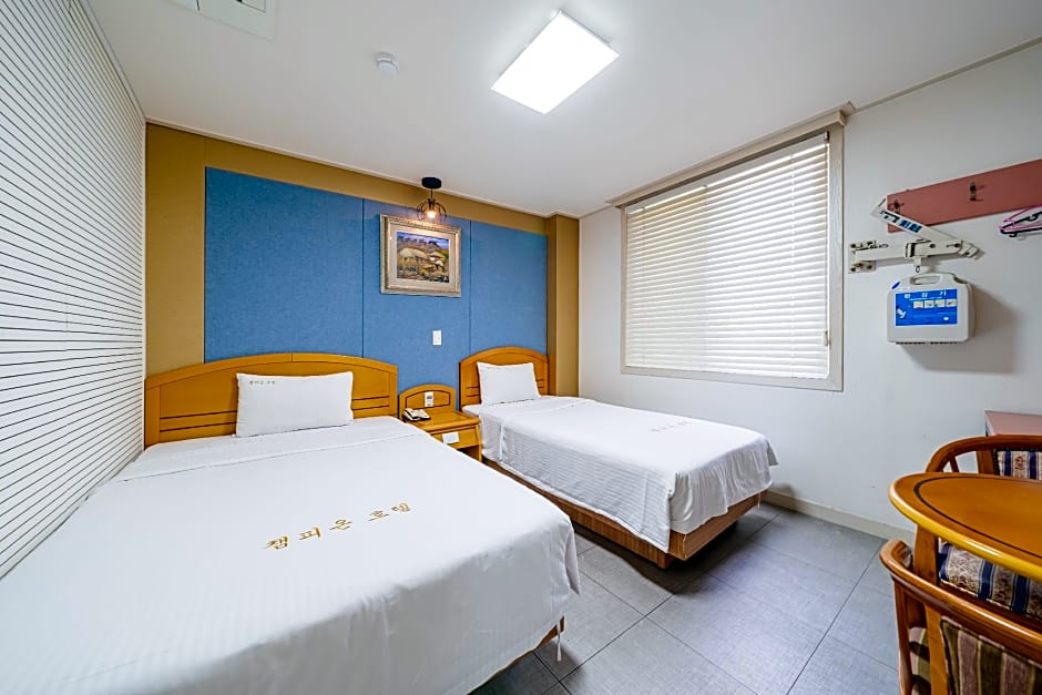 Champion Hotel