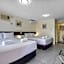 Gallery Motel