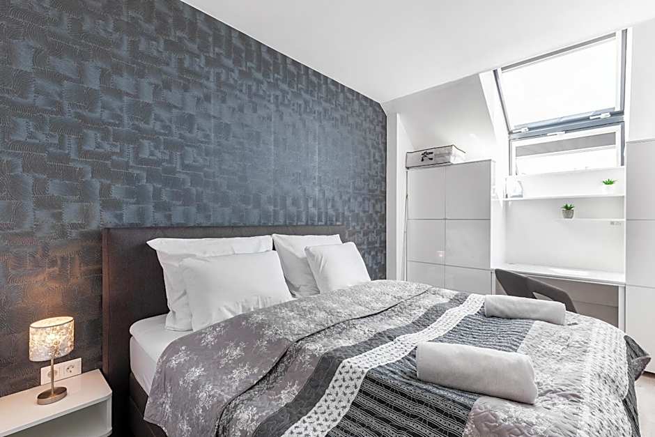 Chill 'N' Joy Boutique suites