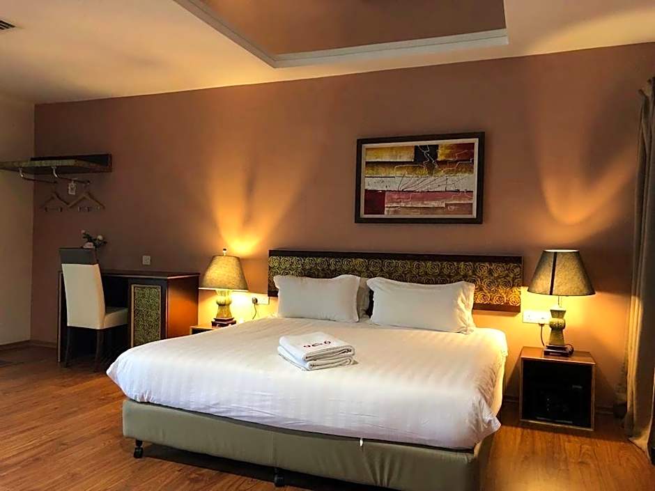 906 Riverside Hotel Malacca