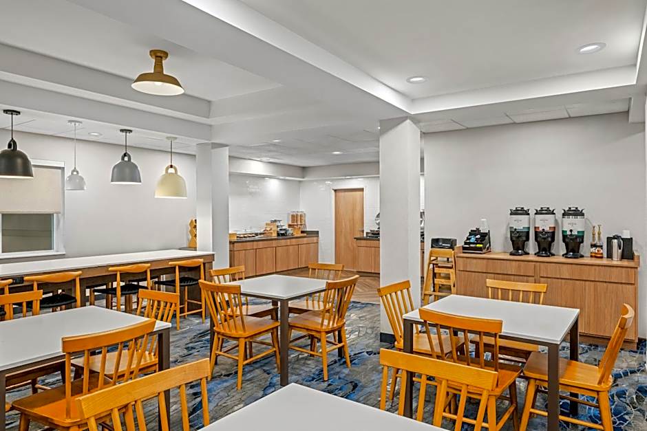 Fairfield Inn & Suites by Marriott Portsmouth Exeter