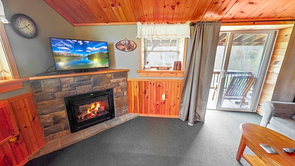 Rough Cut Lodge