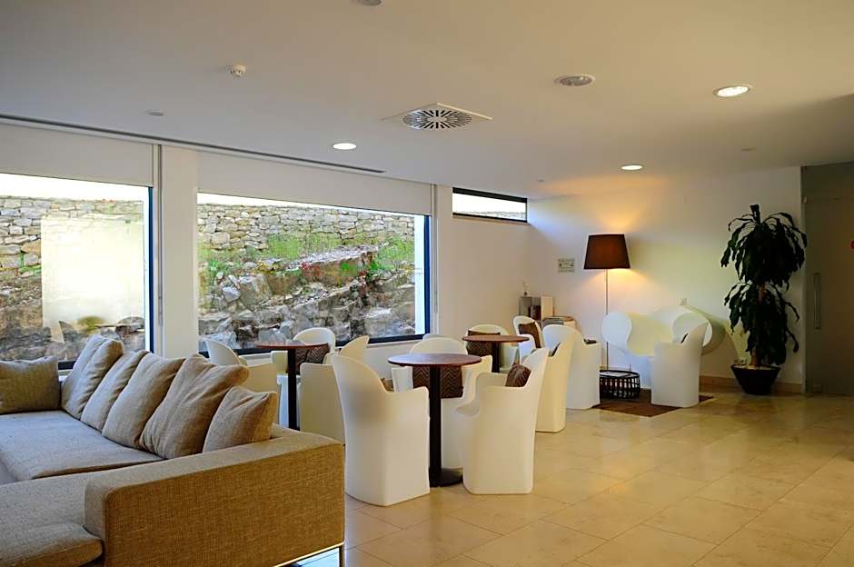 HI Alvados - Pousada de Juventude