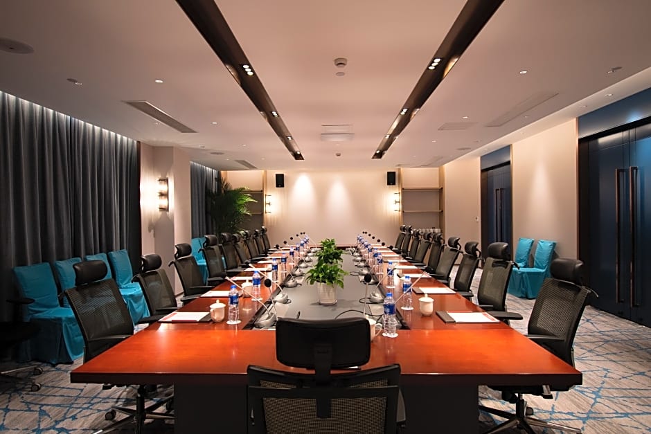 Ramada Plaza Wyndham Wenzhou Cangnan