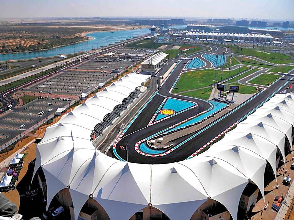 Ibis Abu Dhabi Gate Hotel