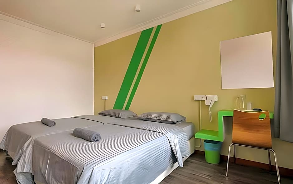 Parkland Express Hotel