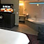 GreenTree Inn & Suites Los Angeles - Alhambra - Pasadena