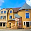 Family hotel Maxim