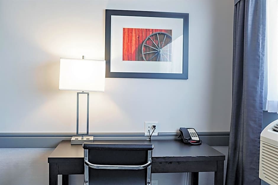 Park Inn by Radisson Edmonton Airport