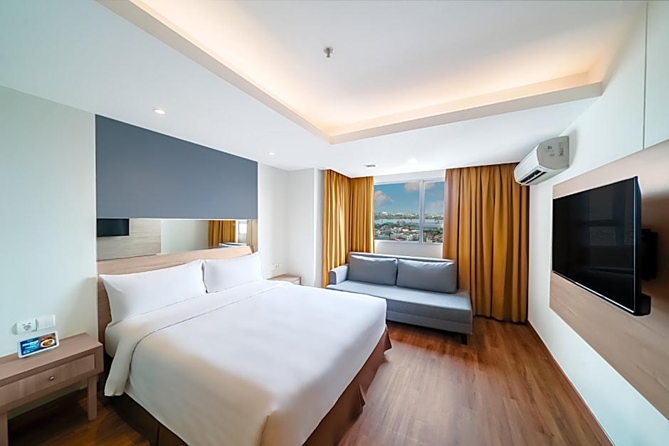 Photo 1 of 16 of Deluxe Premier 2 Beds