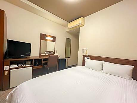 Double Room with Small Double Bed - Smoking