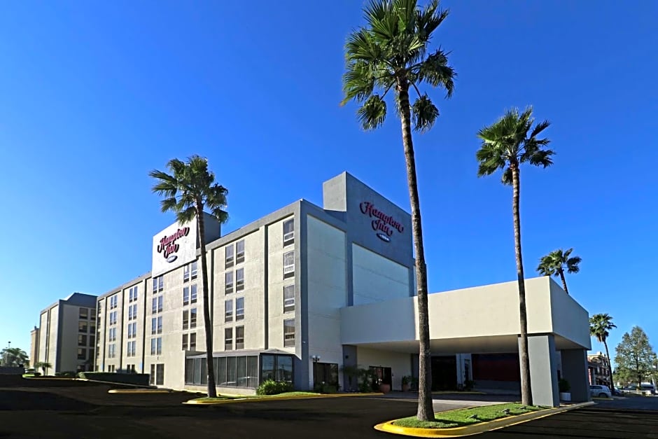 Hampton Inn By Hilton Monterrey-Airport