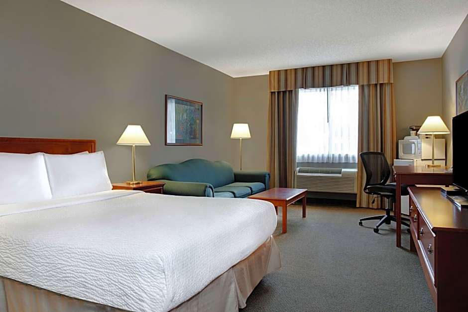 Days Inn by Wyndham Whitecourt