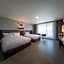 EL Hotel