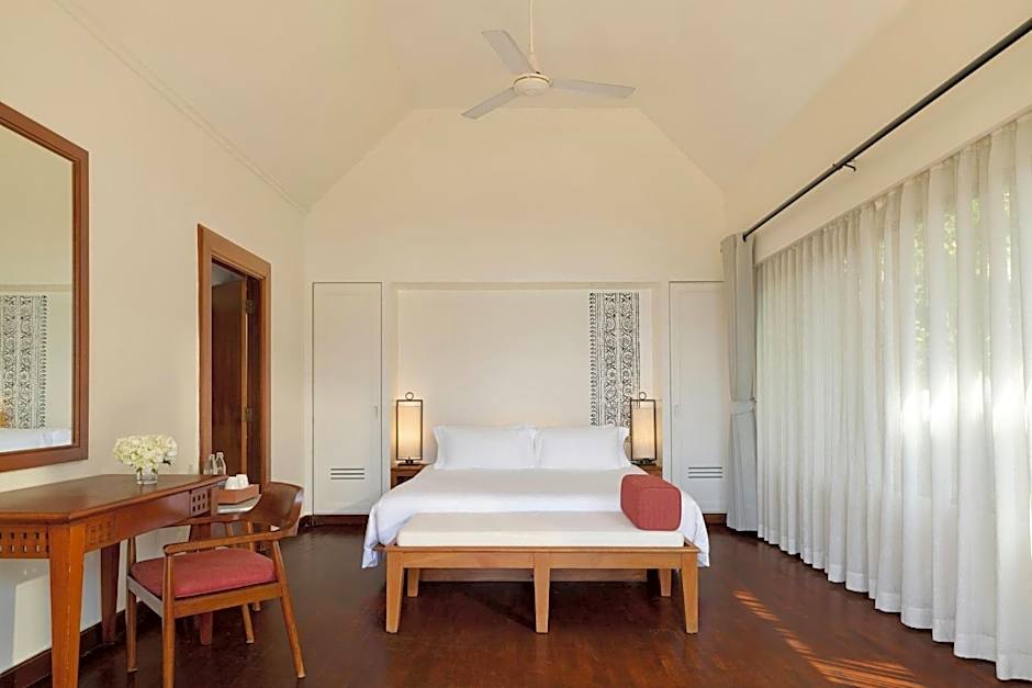 Photo 1 of 5 of Deluxe Ocean 2 Beds