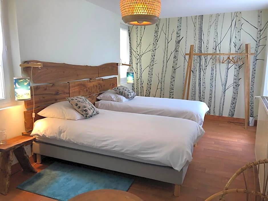 Chambres d'Hôtes L'Ostal de Pombonne